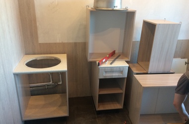 Сборка и разбока мебели в Москве: цена при переезде